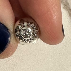 Pandora Sun/Moon clasp charm